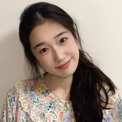 李语龙